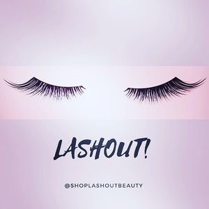 BRAND NEW  FAUX LUXURIOUS LASHES.